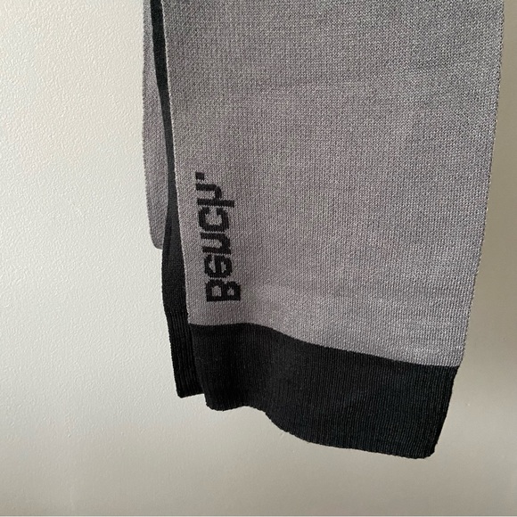 BENCH SCARF - Picture 5 of 8